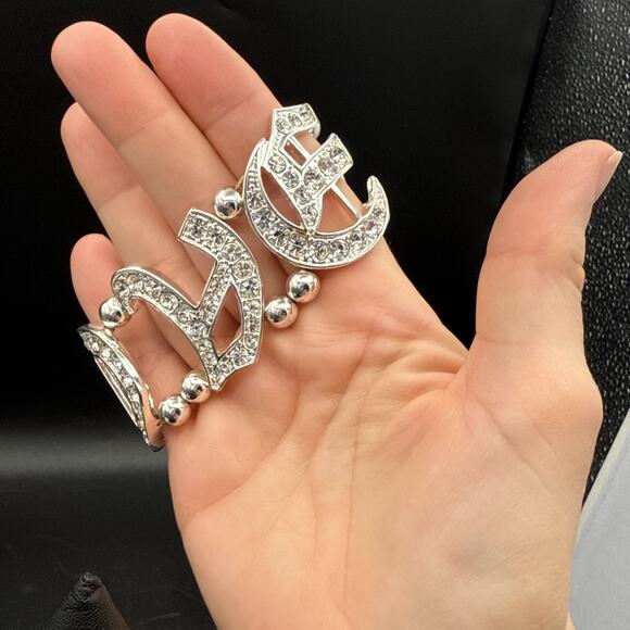 Crystal Bracelet LOVE Bling Rhinestone Heart Silver Tone 6.5" Stretch Bangle - Picture 6 of 9